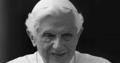 Papież senior Benedykt XVI nie żyje